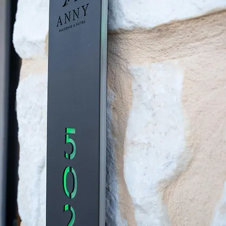 Anny Residences & 4*