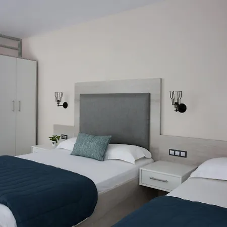Apartmanhotel Anny Residences & 4*