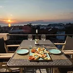 Ξενοδοχείο με διαμερίσματα Anny Residences &