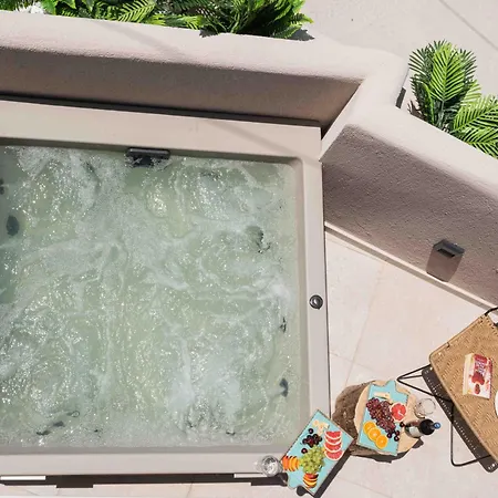 Aparthotel Anny Residences & Skala Kallirakhis