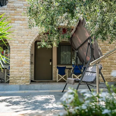 Aparthotel Anny Residences & 4*