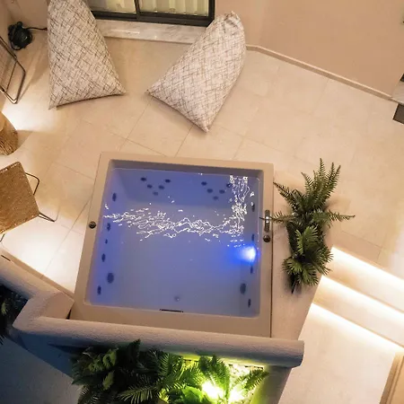 Aparthotel Anny Residences & 4*