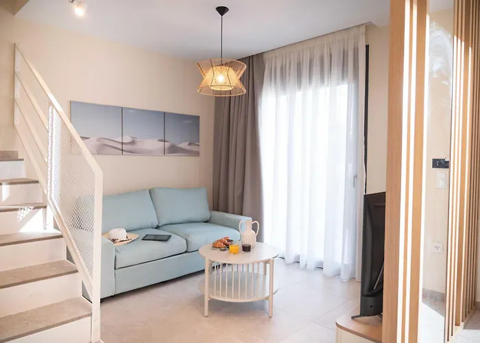 Ξενοδοχείο με διαμερίσματα Anny Residences & Σκάλα Καλλιράχης